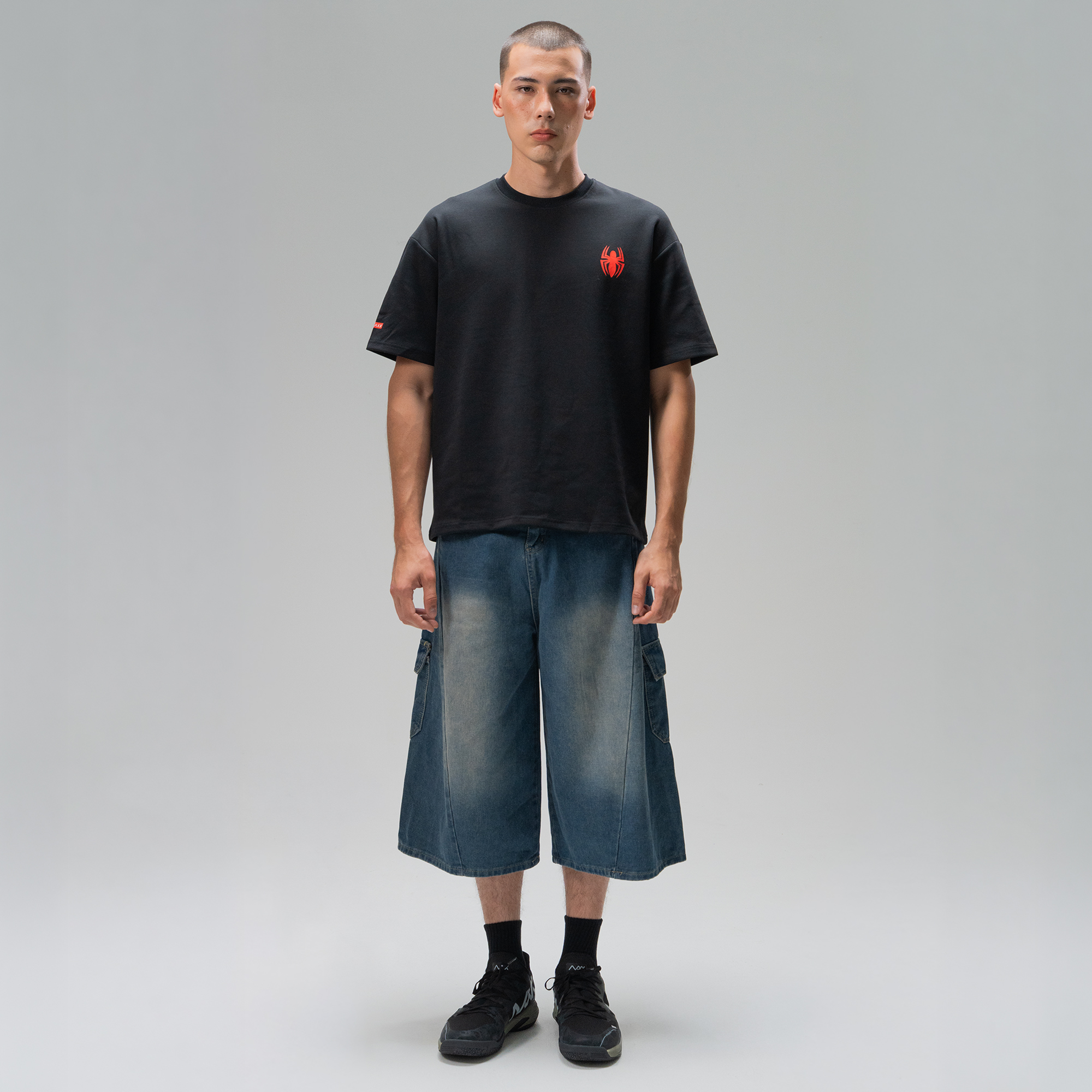 (MDOV-04) MAXX SPIDER-MAN OVERSIZED TEE – BLACK